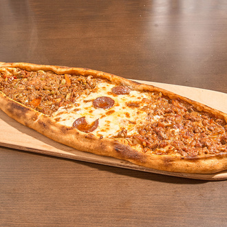 Karışık Mantarlı Pide görseli