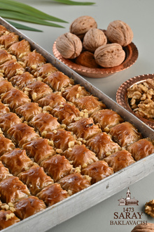 Cevizli Özel Baklava (8 Dilim) görseli