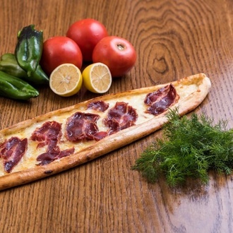 Pastırmalı Kaşarlı Pide görseli