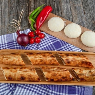 Sucuklu Kaşarlı Bafra Pidesi görseli