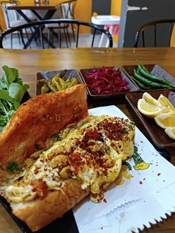 Kaşarlı Tavuk Tantuni Dürüm görseli