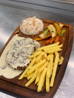 Mantar Soslu Steak görseli