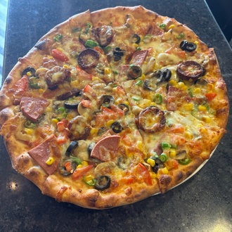 Karışık Pizza görseli