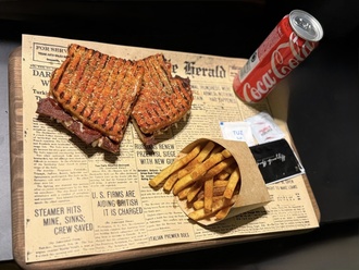 Paydos Karışık Tost Menü (Coca-cola) görseli