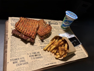 Paydos Sucuklu Tost Menü (Sütaş Ayran) görseli