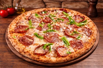 Sucuklu Pizza görseli