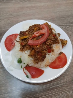 Pilav Üzeri Patlıcan Musakka görseli