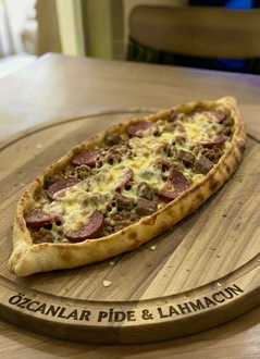 Karışık Pide görseli