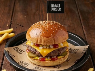 Classic Beast Cheese Burger görseli