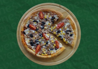 Ton Balıklı Fresh Pizza görseli