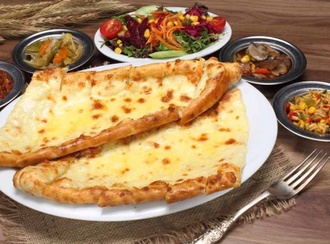 Kaşarlı Pide görseli