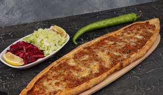 Kıymalı & Kaşarlı Pide görseli