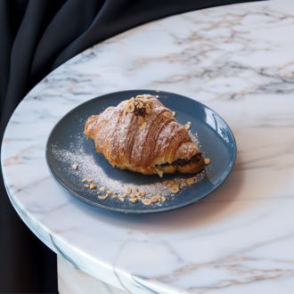 Çikolatalı Kruvasan görseli