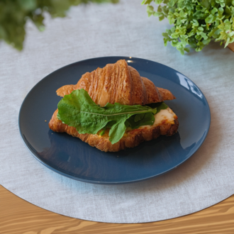 Üç Peynirli Kruvasan görseli