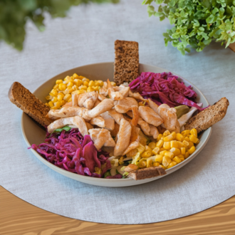 Tavuklu Salata görseli