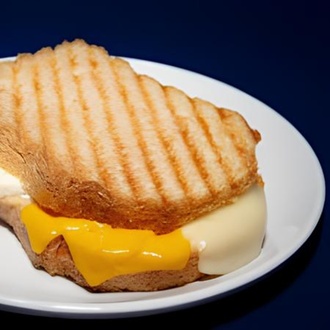 3 Peynirli Tost görseli