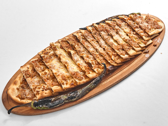 Kaşar Peynirli Etli Ekmek görseli