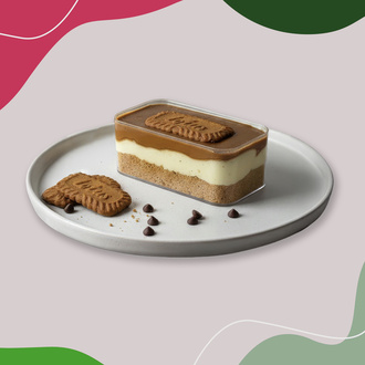 Lotus Bisküvili Magnolia, Lotus Kreması, Magnolia Kreması Ve Bisküvi Katmanlarıyla Hazırlanmış, Soğuk Servis Edilen Tek Porsiyonluk Bir Tatlı (~450 Kcal) görseli