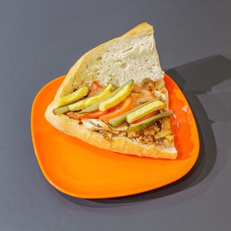 Yarım Ekmek Arası Tavuk Döner görseli