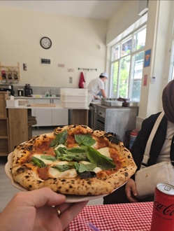 Margherita Pizza görseli