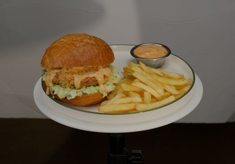 Şinitzel Tavuk Burger görseli