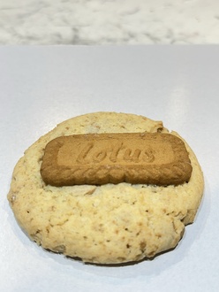 Lotus & Karamel Çikolatalı Cookie görseli