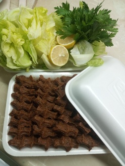 Çiğ Köfte (1 Kg.) + Coca Cola 250 (Ml.) görseli
