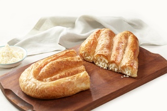 Peynirli Kol Böreği görseli