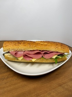 Dana Jambon Baget Sandviç görseli