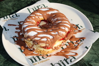 Çilekli Donut görseli