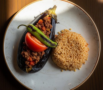 Karnıyarık & Bulgur Pilavı görseli