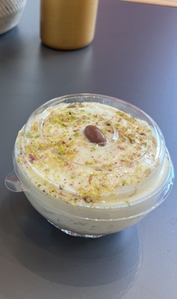 Sütlü Çikolatalı  Veya Beyaz Çikolatalı Pastaliçe görseli