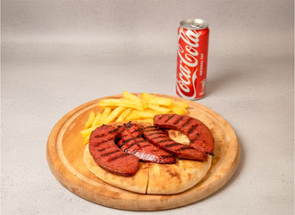 Sucuk Menü + Coca-cola görseli