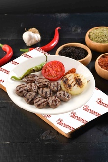 Menü 65 1 Porsiyon Köfte Ayran + Tatlı görseli