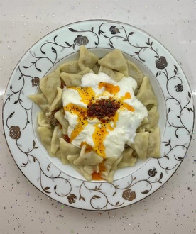 Ev Yapımı Mantımız görseli