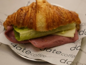 Croissant Sandwich görseli