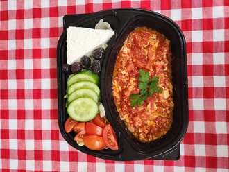 Sucuklu Menemen Kahvaltı Tabağı görseli