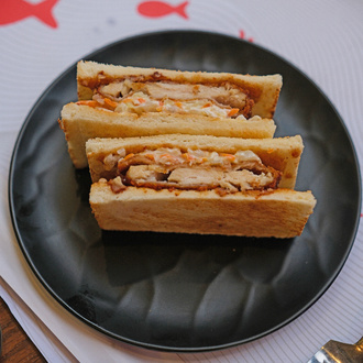 Tavuk Katsu Sando görseli