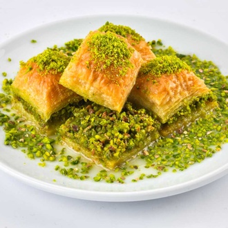 Fıstıklı Tereyağlı Baklava (1 Kg.) görseli