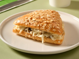 Tavuklu Mantarlı Sandviç görseli