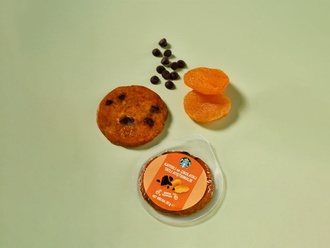 Kayısılı Ve Çikolatalı Tatlı Atıştırmalık görseli