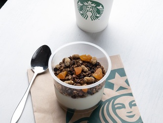 Kuru Meyveli Ve Yoğurtlu Granola görseli