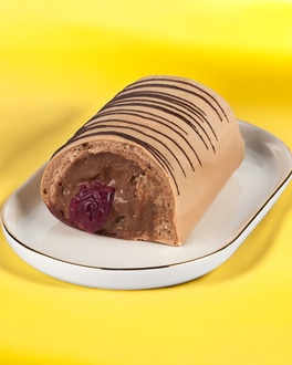 Çikolatalı Vişneli Rulo Pasta görseli