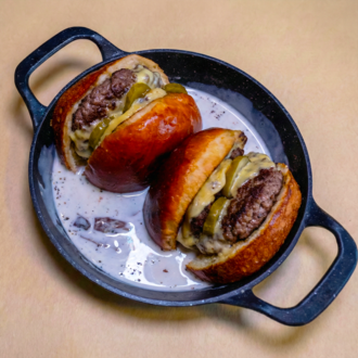 Swiss Mushroom Burger görseli