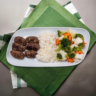 Fit Köfte & Sebze Tabağı görseli