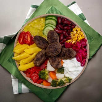 Köfteli Makarnalı Bowl görseli