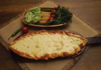 Kaşarlı Pide görseli