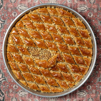 Cevizli Ev Baklavası (1 Kg) görseli