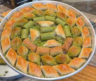 Karışık Fıstıklı Baklava (500 Gr) görseli