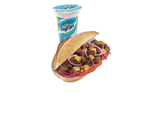 Ekmek Arası Ciğer & Ayran görseli